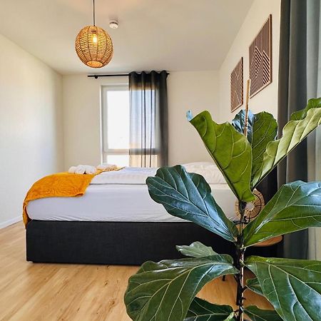 Amao-Sepia I 86Qm I King-Size Beds I Netflix I Privat Balcony I Free Parking I Near Europapark Leilighet Rheinhausen Eksteriør bilde