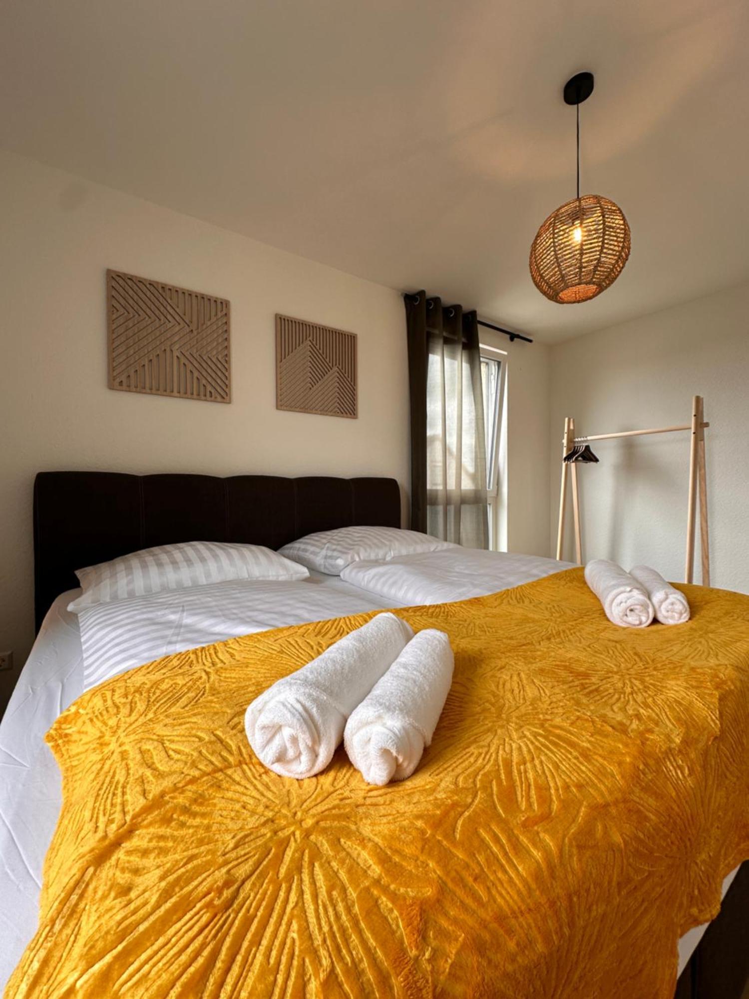 Amao-Sepia I 86Qm I King-Size Beds I Netflix I Privat Balcony I Free Parking I Near Europapark Leilighet Rheinhausen Eksteriør bilde