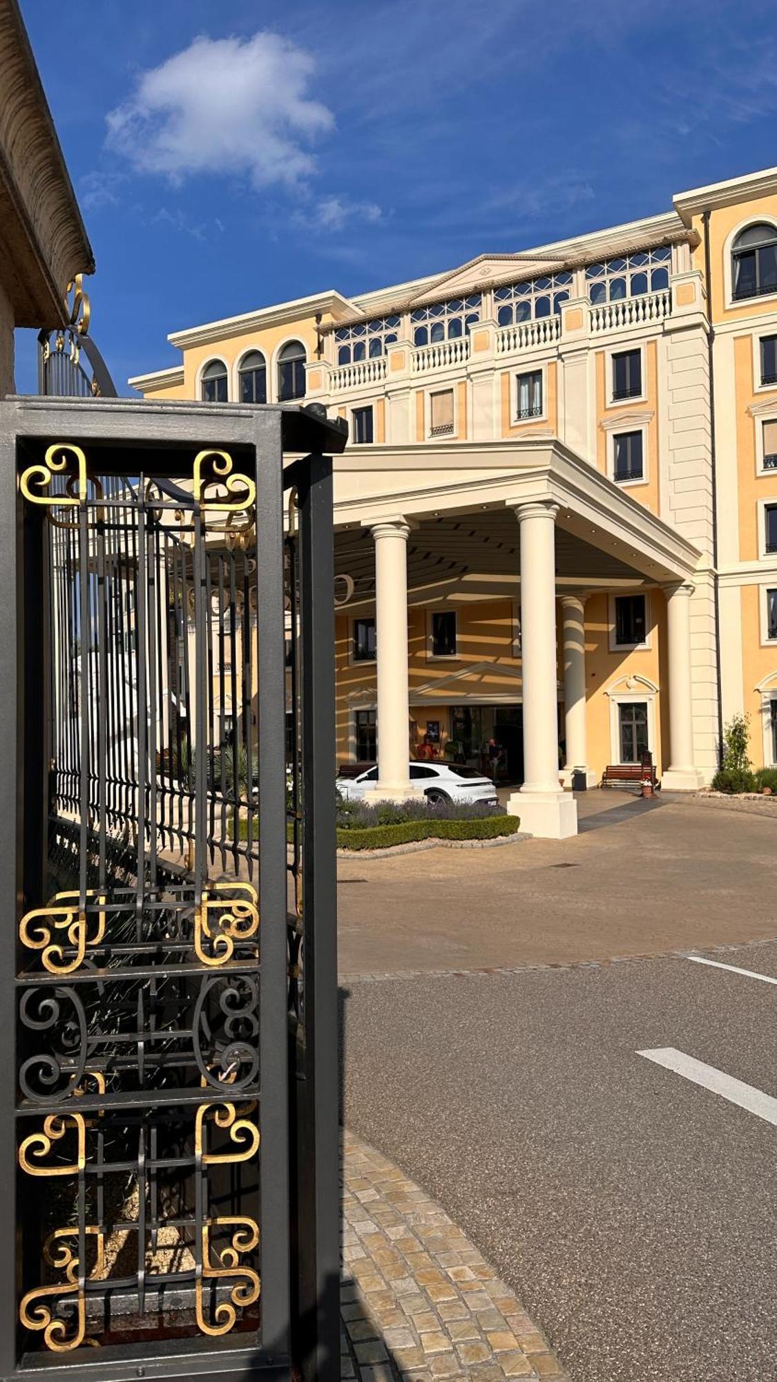 Amao-Sepia I 86Qm I King-Size Beds I Netflix I Privat Balcony I Free Parking I Near Europapark Leilighet Rheinhausen Eksteriør bilde